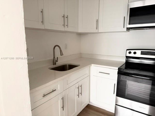 For Rent: $2,300 (2 beds, 1 baths, 1002 Square Feet)