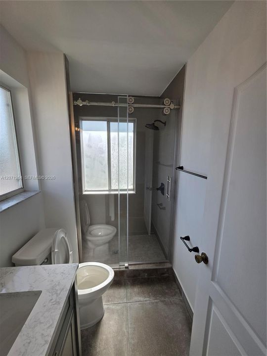 For Rent: $2,500 (3 beds, 2 baths, 1170 Square Feet)