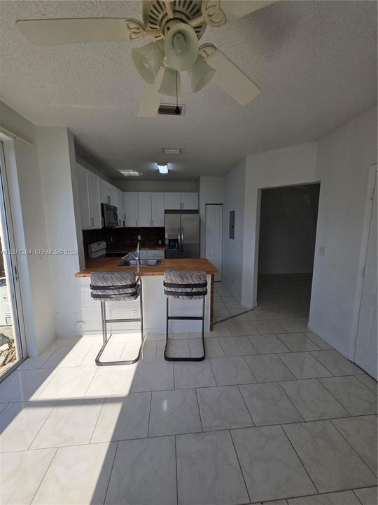 For Rent: $2,500 (3 beds, 2 baths, 1170 Square Feet)