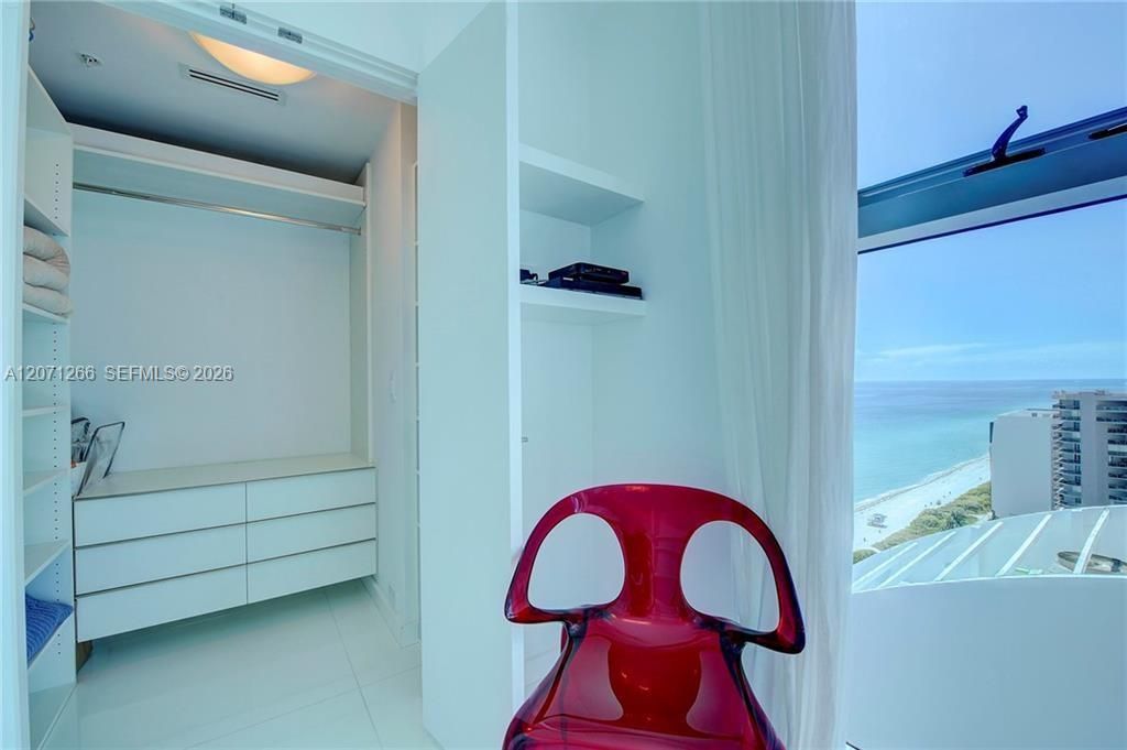 For Rent: $19,000 (2 beds, 2 baths, 1290 Square Feet)