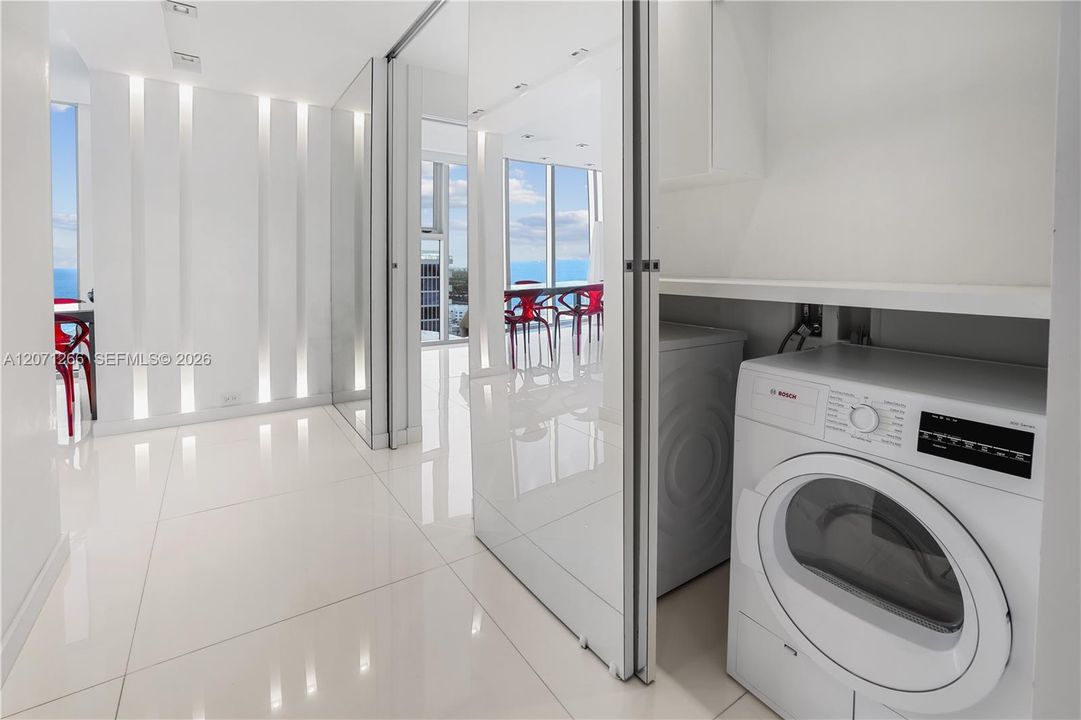 For Rent: $19,000 (2 beds, 2 baths, 1290 Square Feet)