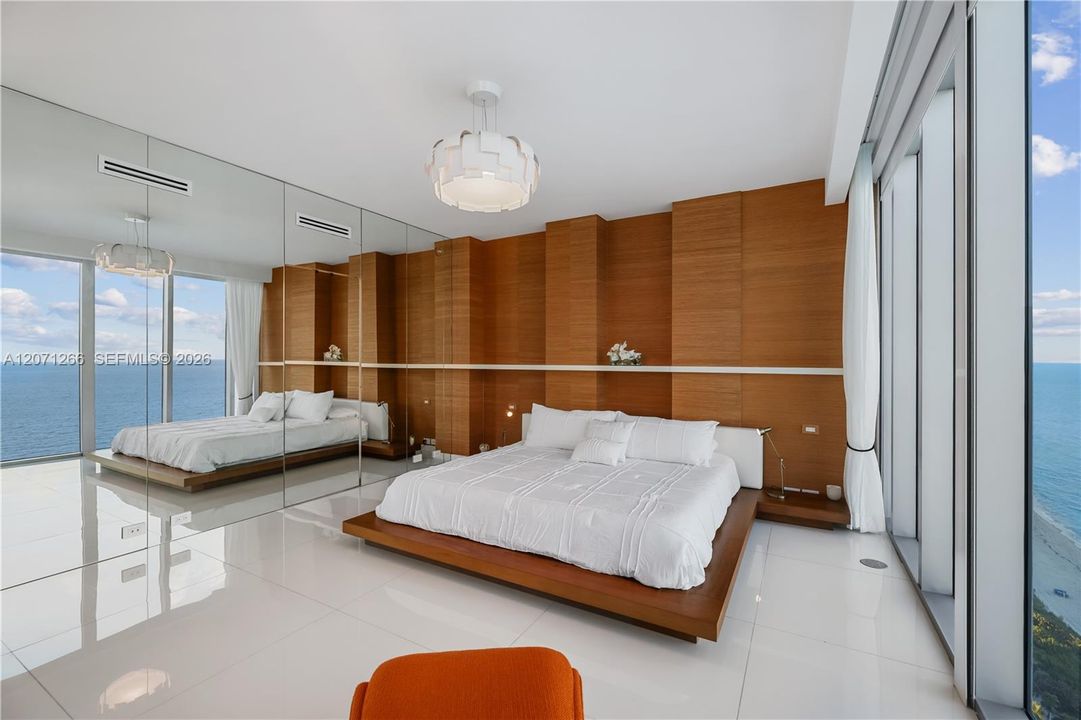 For Rent: $19,000 (2 beds, 2 baths, 1290 Square Feet)