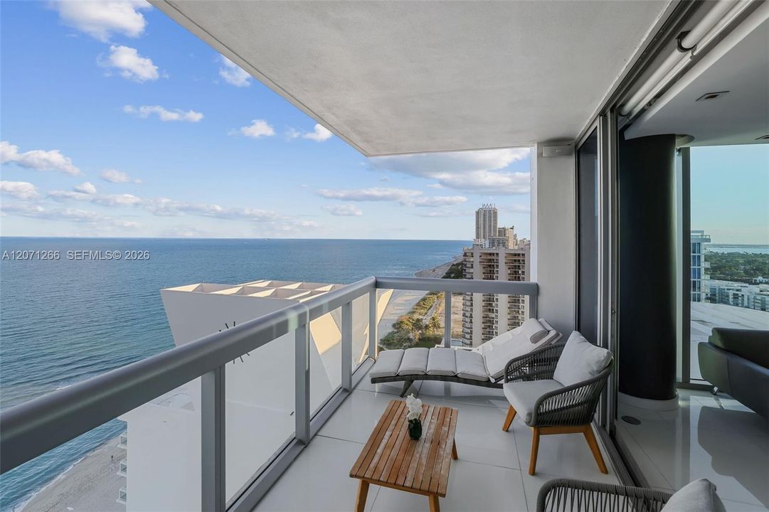 For Rent: $19,000 (2 beds, 2 baths, 1290 Square Feet)