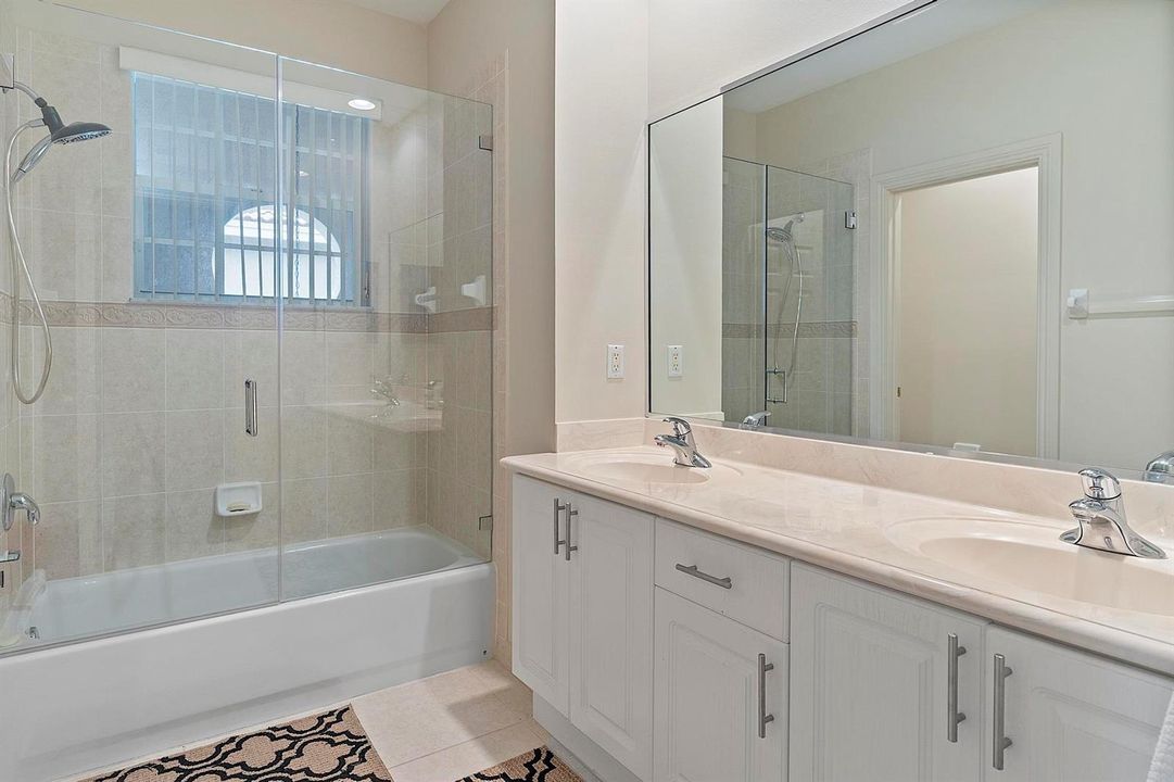 120 NW 117th Ter, Plantation, FL 33325 -