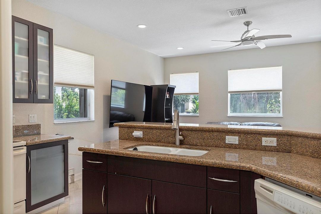 120 NW 117th Ter, Plantation, FL 33325 -