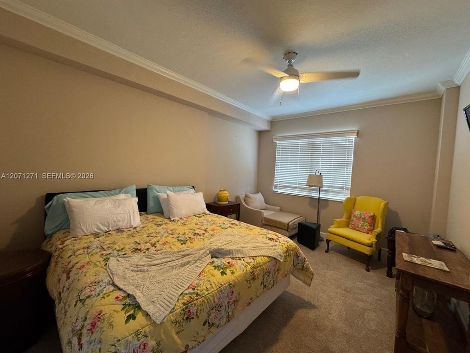 For Rent: $2,600 (2 beds, 2 baths, 1164 Square Feet)