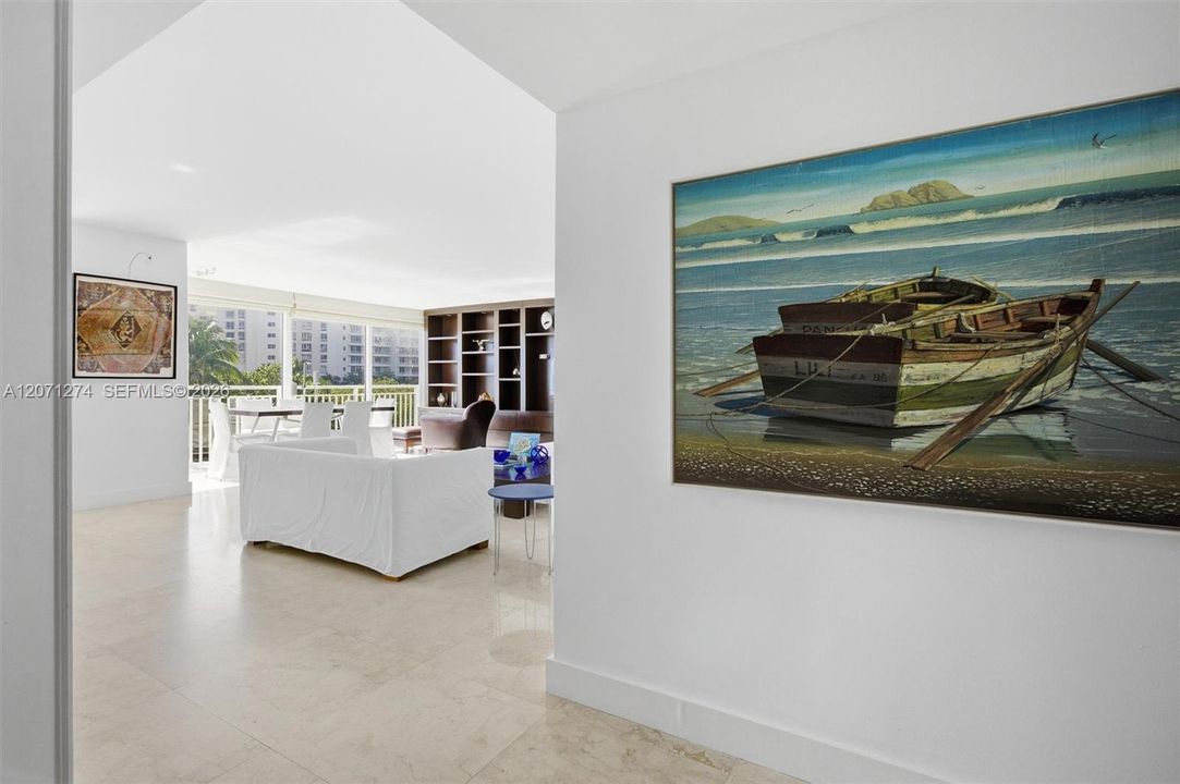 For Sale: $1,770,000 (2 beds, 2 baths, 1496 Square Feet)