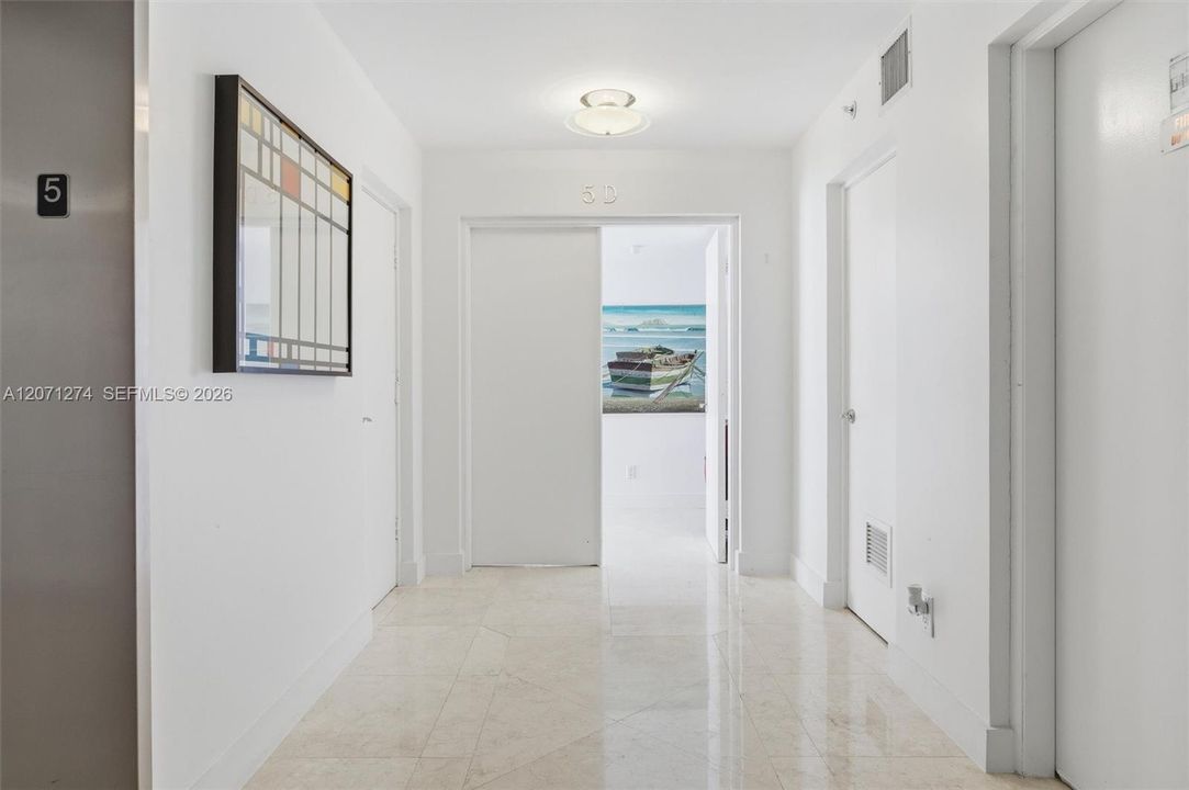 For Sale: $1,770,000 (2 beds, 2 baths, 1496 Square Feet)