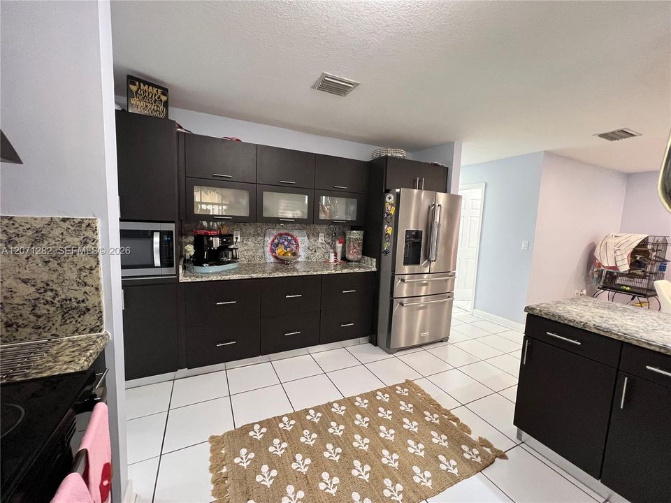 For Sale: $799,999 (4 beds, 3 baths, 2421 Square Feet)