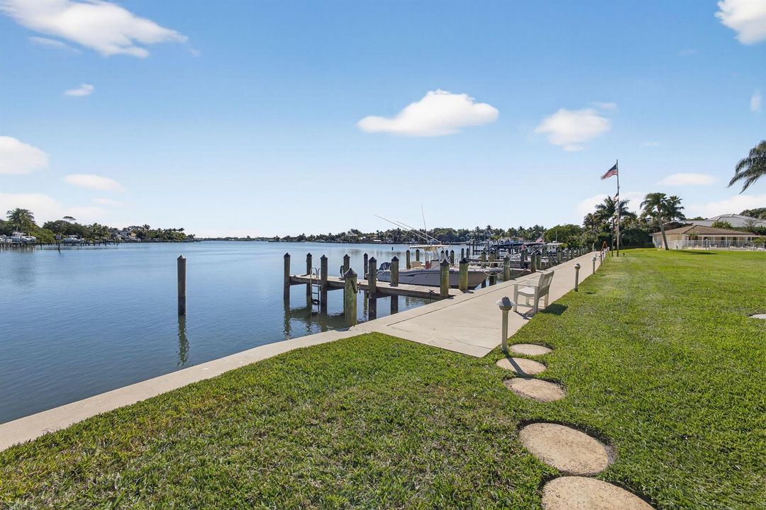 Docks