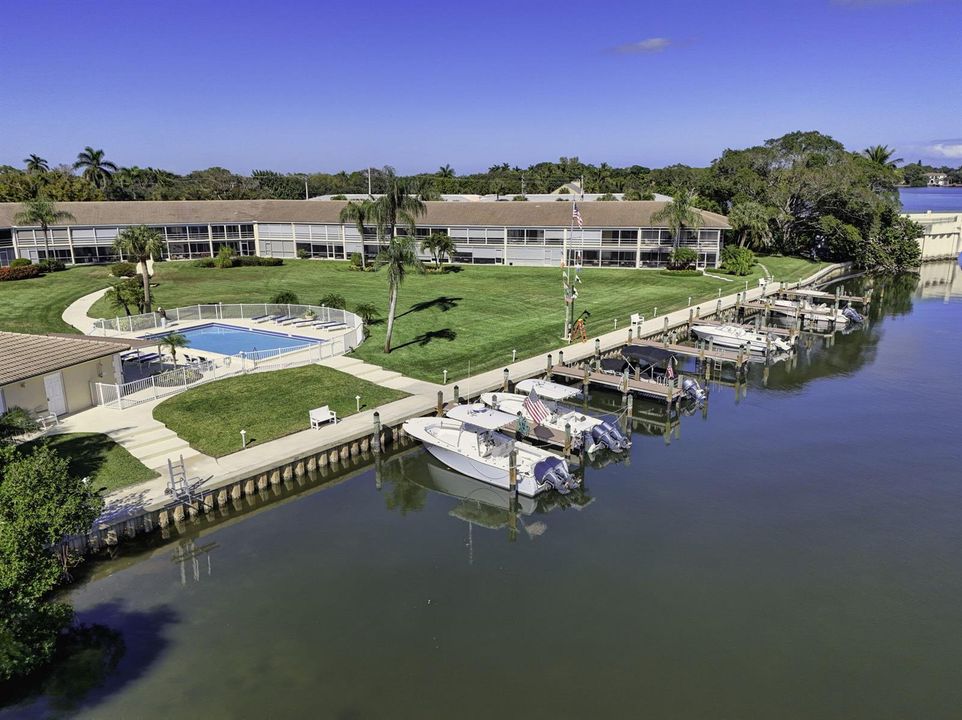 Docks & Pool