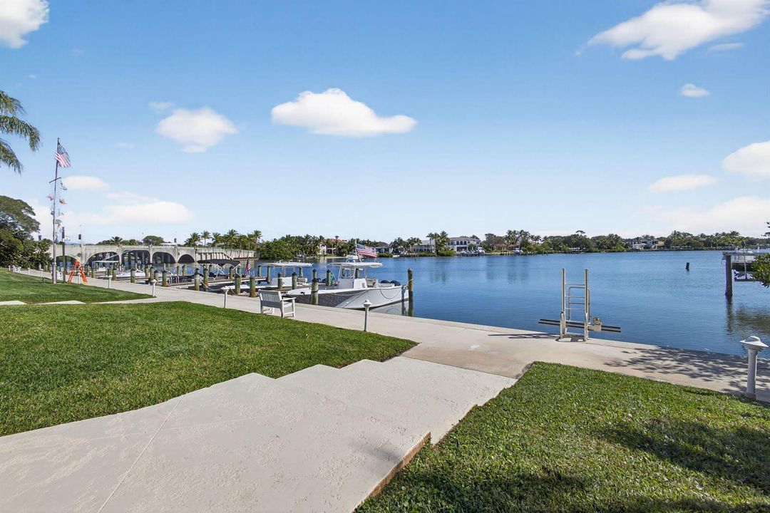 Docks