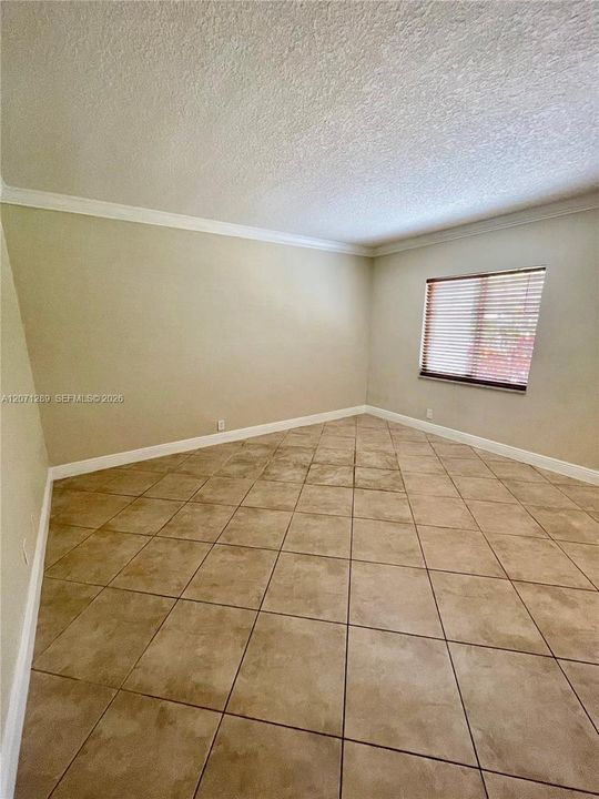 En Renta: $1,995 (2 camas, 1 baños, 725 Pies cuadrados)