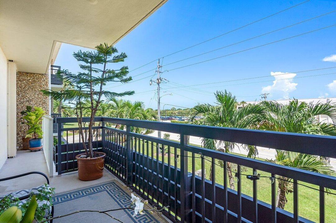 018-555Northwest4thAvenue-BocaRaton-FL-3
