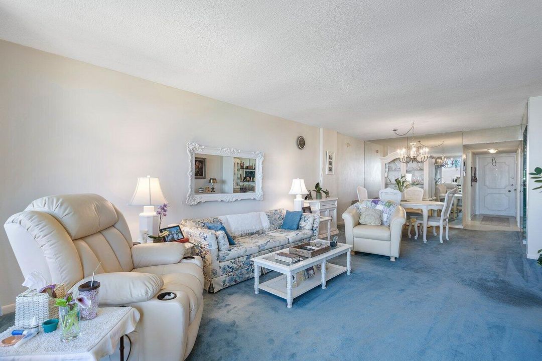 011-555Northwest4thAvenue-BocaRaton-FL-3