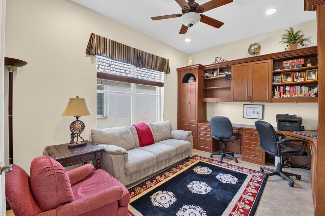 Guest Room/Den/Office