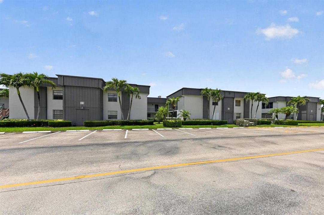 04_464_Piedmont_J-Exterior-2491
