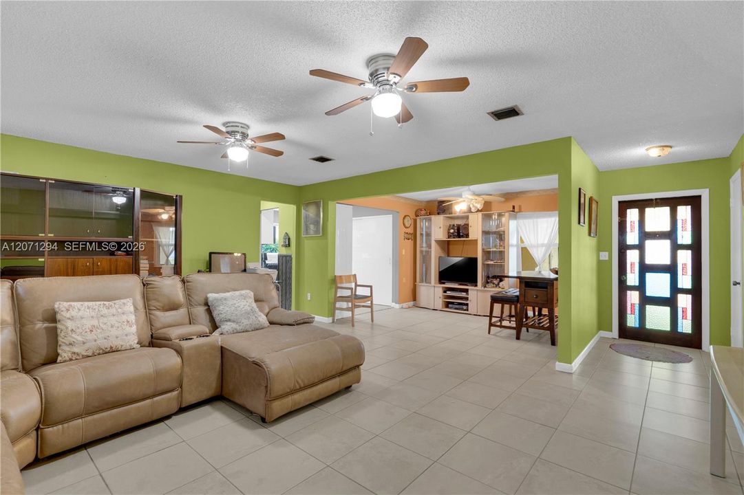 For Sale: $780,000 (4 beds, 2 baths, 2052 Square Feet)