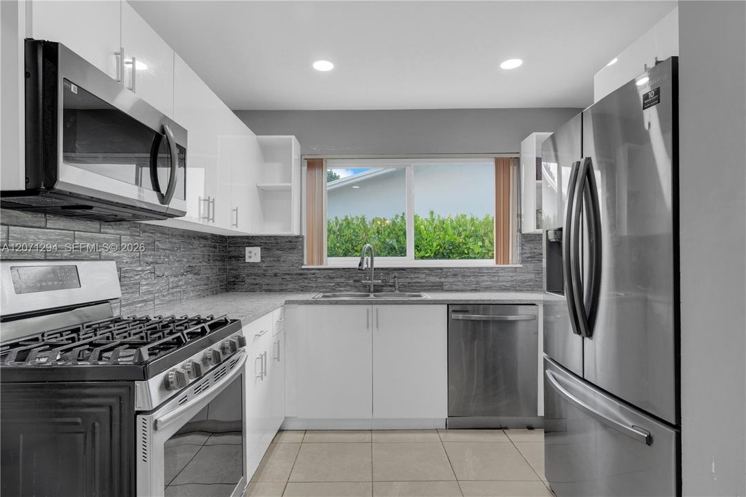 For Sale: $780,000 (4 beds, 2 baths, 2052 Square Feet)