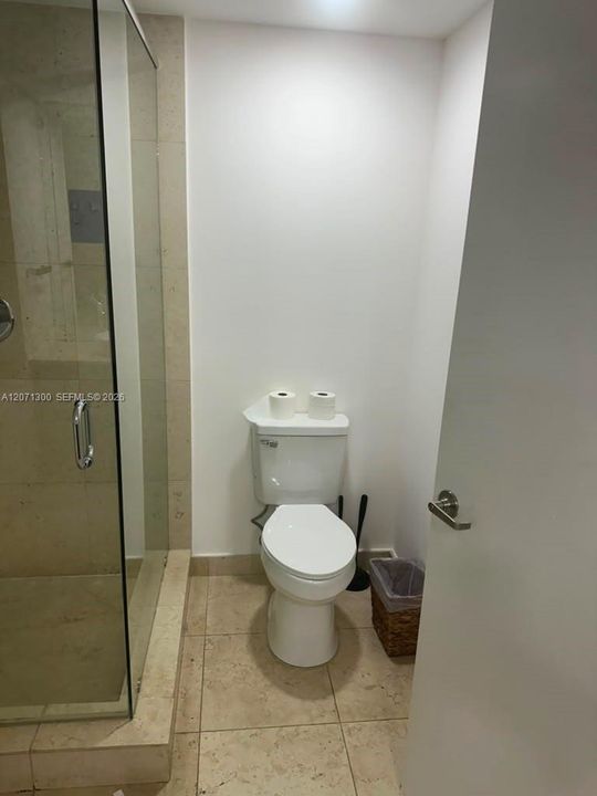 En Renta: $6,995 (2 camas, 2 baños, 1459 Pies cuadrados)