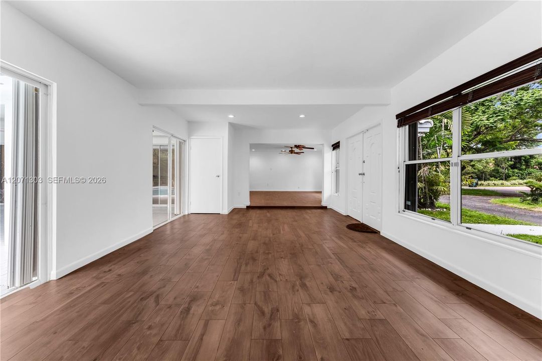 For Sale: $1,850,000 (3 beds, 2 baths, 2247 Square Feet)