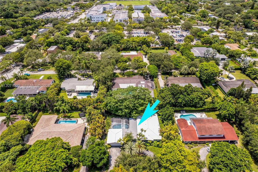 For Sale: $1,850,000 (3 beds, 2 baths, 2247 Square Feet)