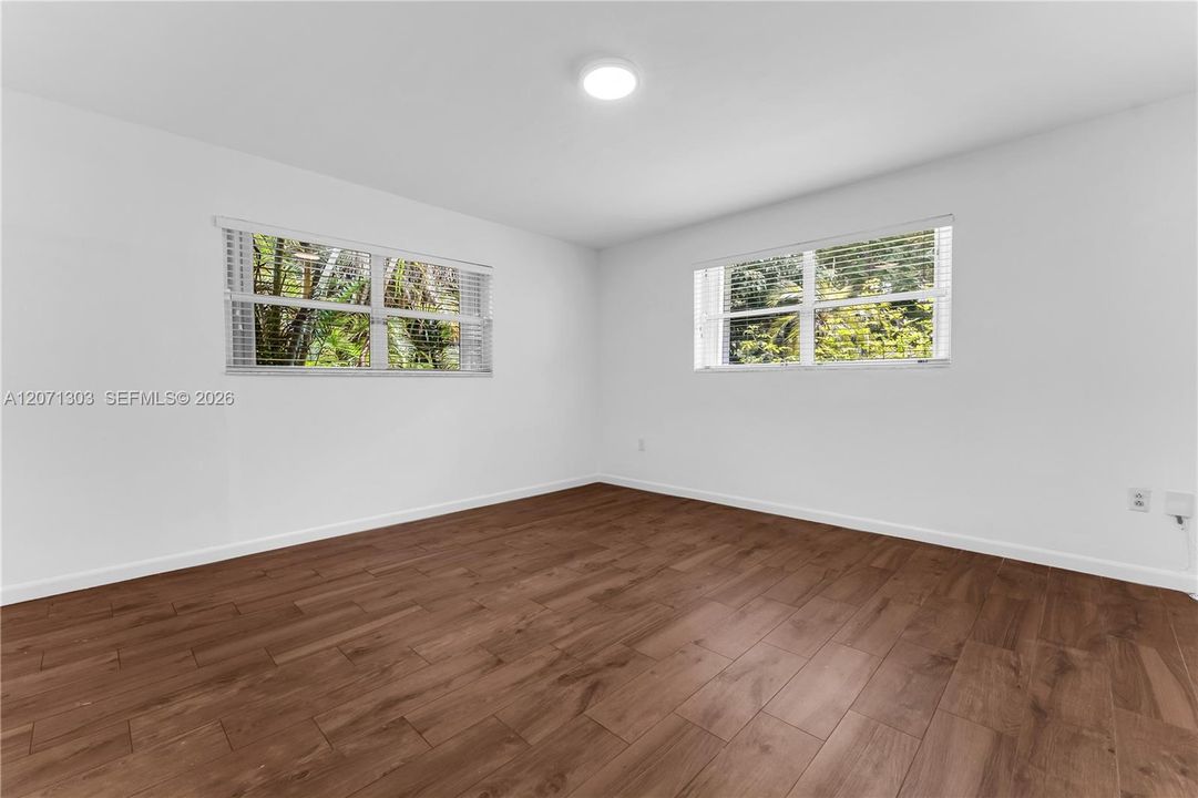 For Sale: $1,850,000 (3 beds, 2 baths, 2247 Square Feet)