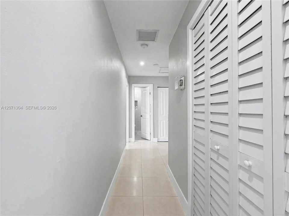 For Sale: $869,000 (5 beds, 4 baths, 2024 Square Feet)