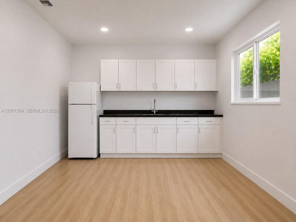 For Sale: $869,000 (5 beds, 4 baths, 2024 Square Feet)