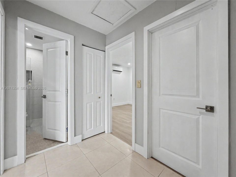 For Sale: $869,000 (5 beds, 4 baths, 2024 Square Feet)