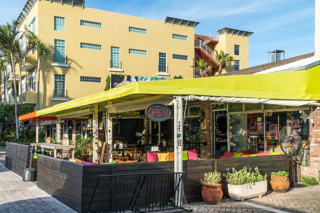 Nearby Restaurants