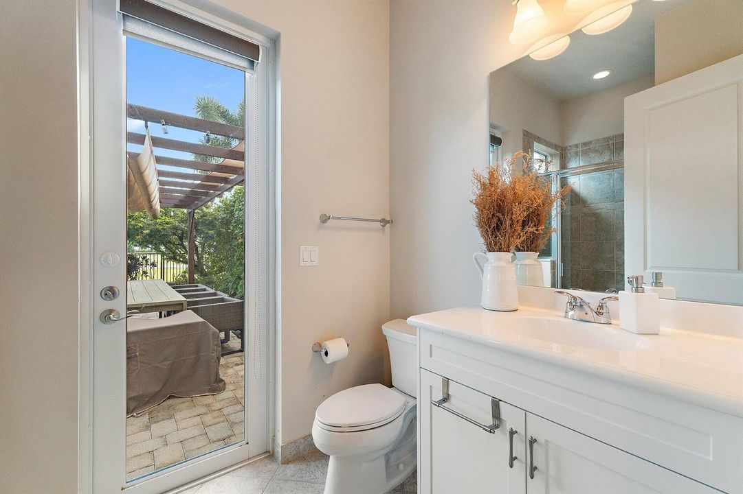 Bathroom 4 / Cabana