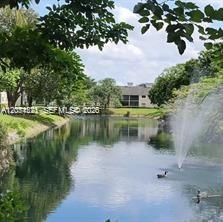 For Rent: $1,950 (2 beds, 2 baths, 900 Square Feet)