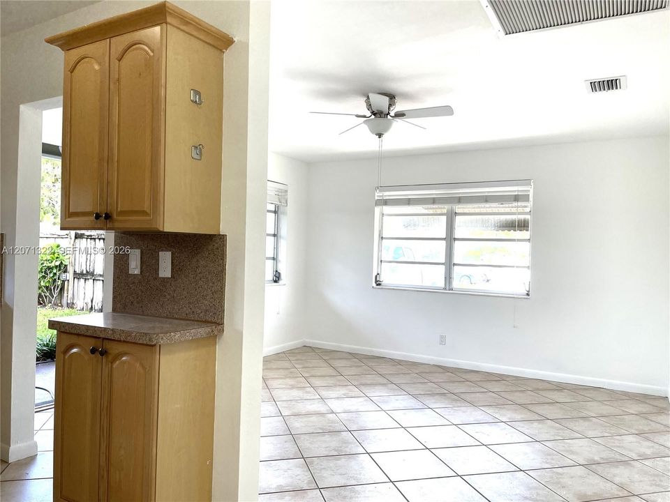 En Renta: $1,600 (1 camas, 1 baños, 650 Pies cuadrados)