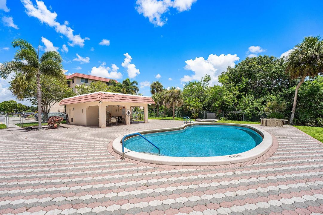 Subdivision pool
