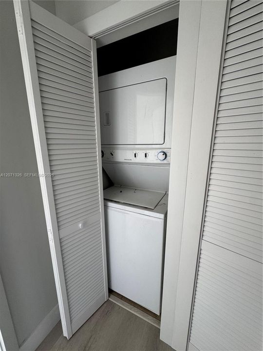 В аренду: $2,900 (3 спален, 2 ванн, 1431 Квадратных фут)