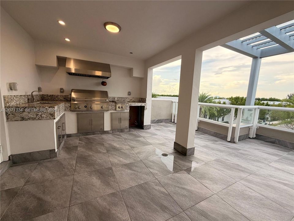 For Rent: $5,000 (3 beds, 2 baths, 2600 Square Feet)