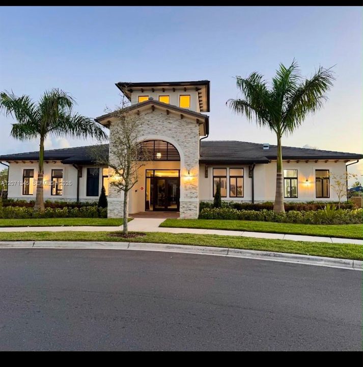 For Rent: $2,650 (3 beds, 2 baths, 1393 Square Feet)