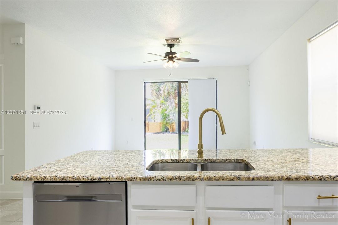 For Rent: $4,000 (4 beds, 2 baths, 2359 Square Feet)