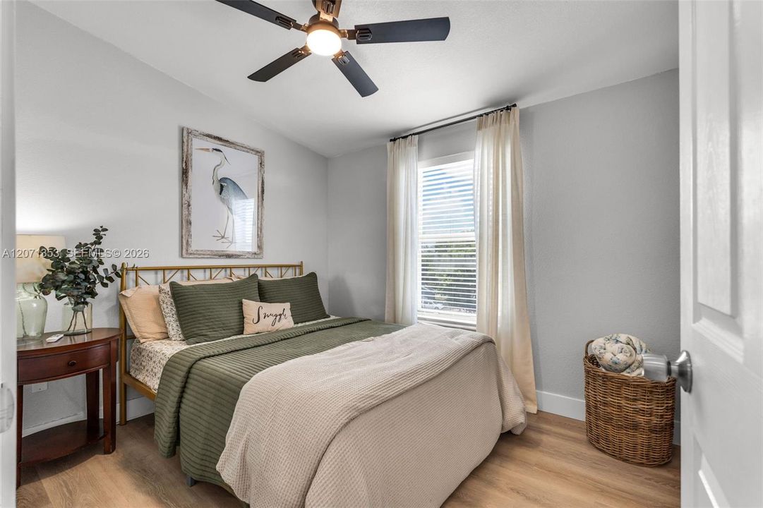 For Sale: $775,000 (4 beds, 2 baths, 1352 Square Feet)