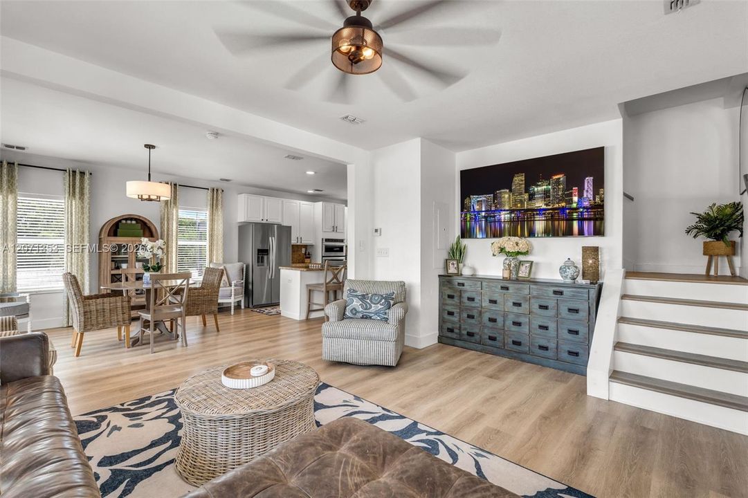 For Sale: $775,000 (4 beds, 2 baths, 1352 Square Feet)