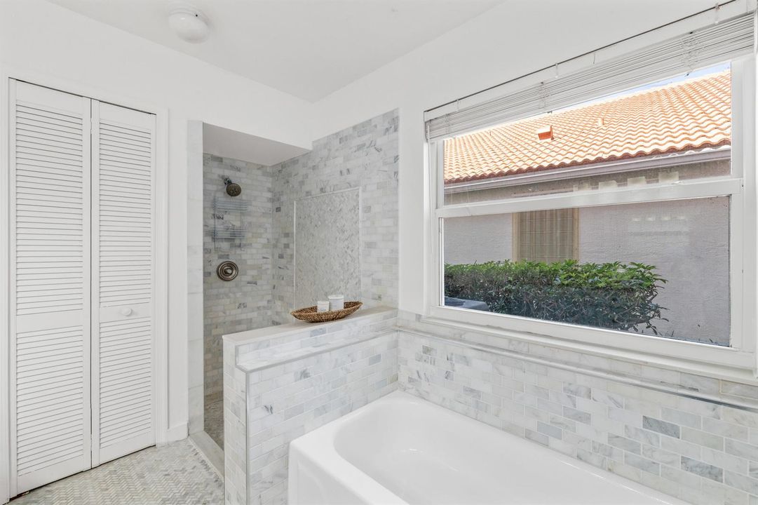 2650 Fairway Cove Ct-print-044-021-DSC 3