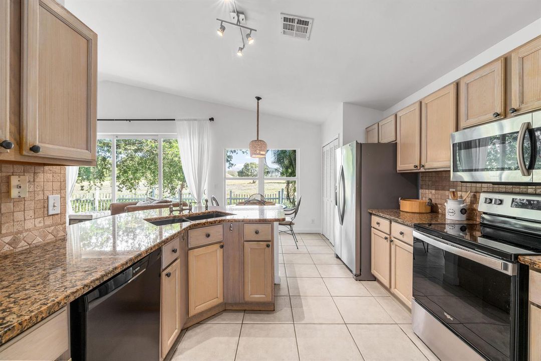2650 Fairway Cove Ct-print-028-029-DSC 3