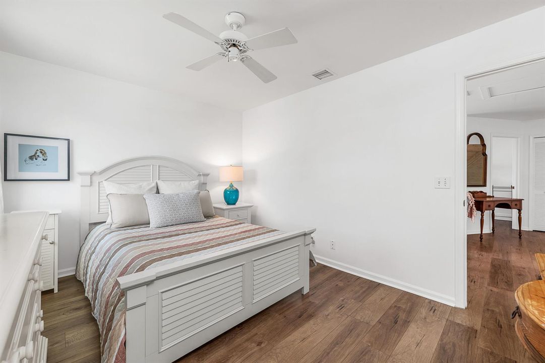 2650 Fairway Cove Ct-print-050-018-DSC 3