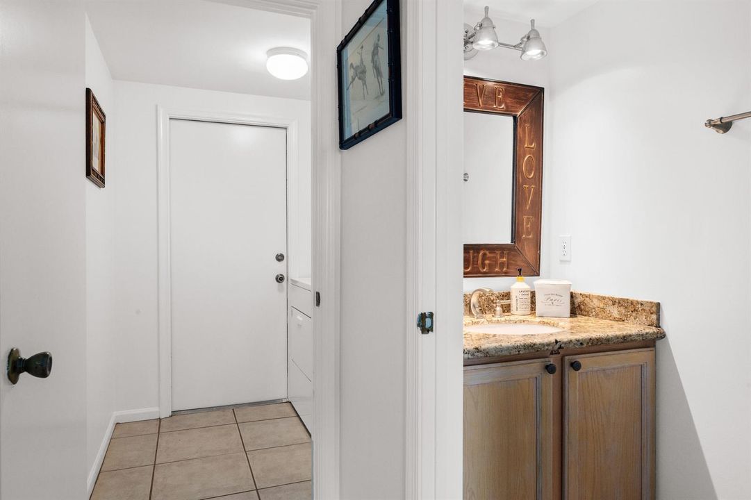 2650 Fairway Cove Ct-print-058-036-DSC 3