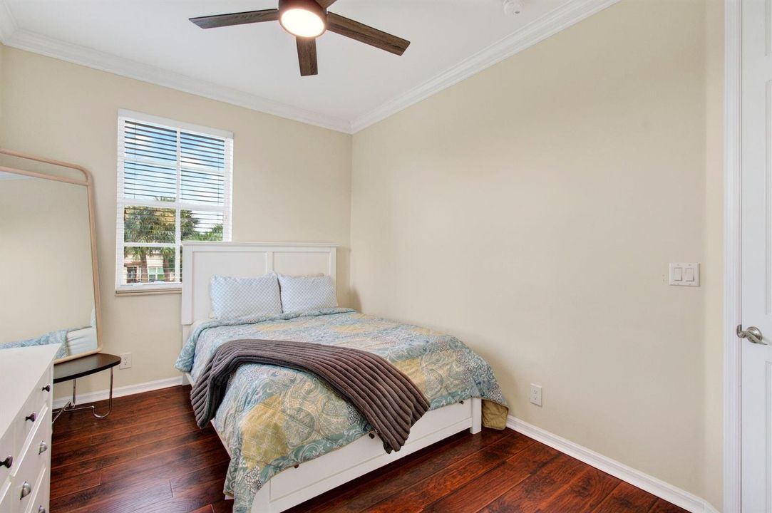 Upstairs Guest Bedroom 4