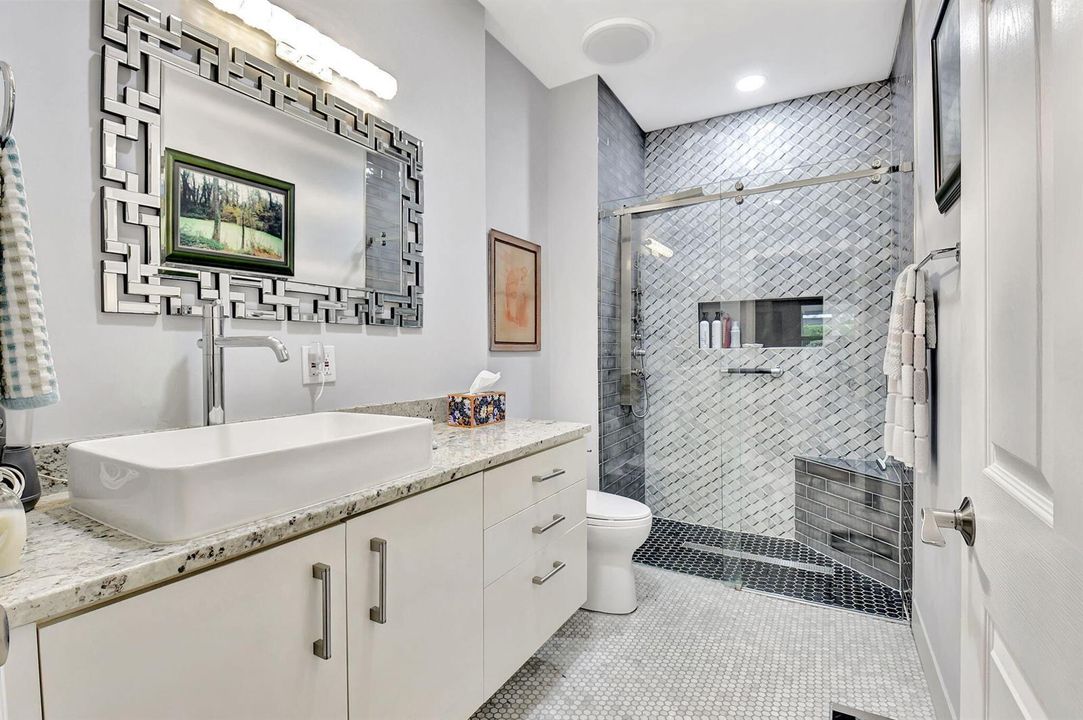 Owners Bathroom