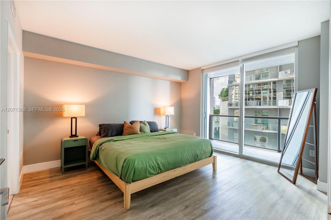 For Rent: $4,200 (2 beds, 2 baths, 1111 Square Feet)