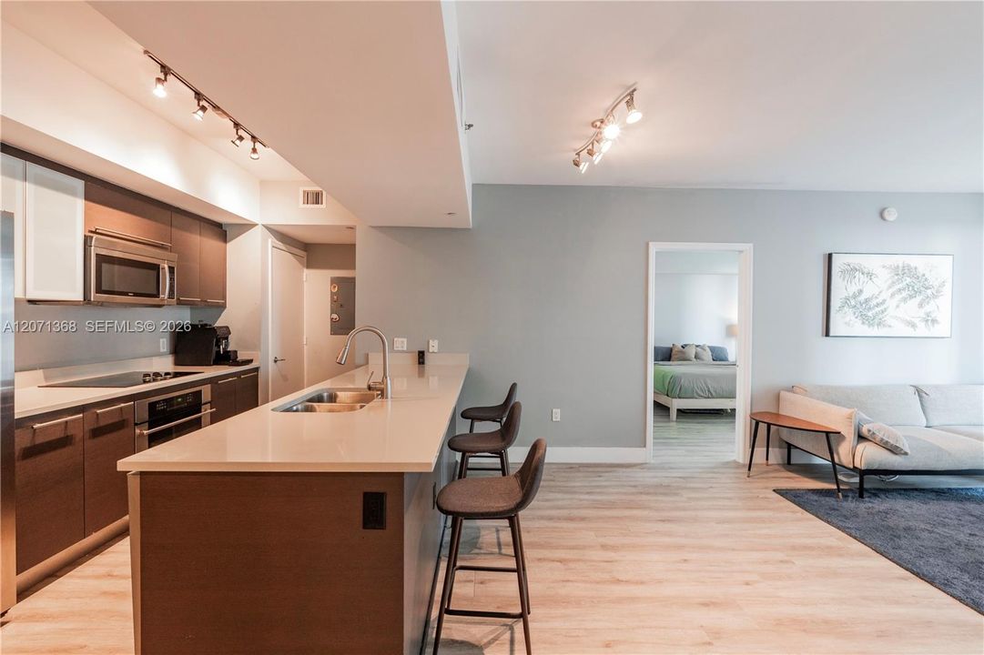 For Rent: $4,200 (2 beds, 2 baths, 1111 Square Feet)