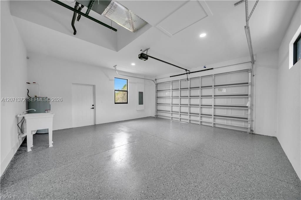 For Sale: $300,000 (3 beds, 3 baths, 0 Square Feet)